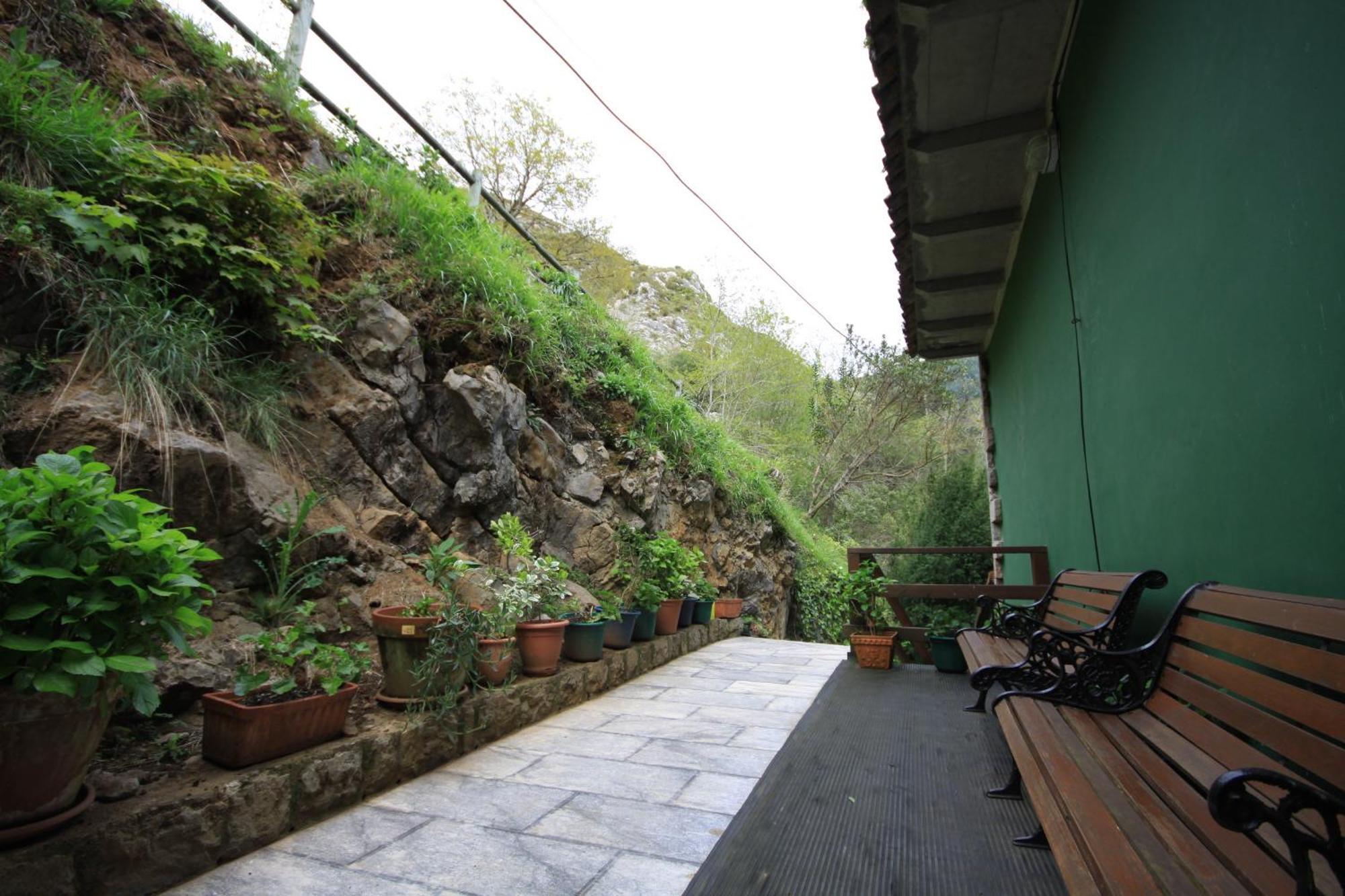 La Salmonera Cangas De Onis Caño Exterior foto